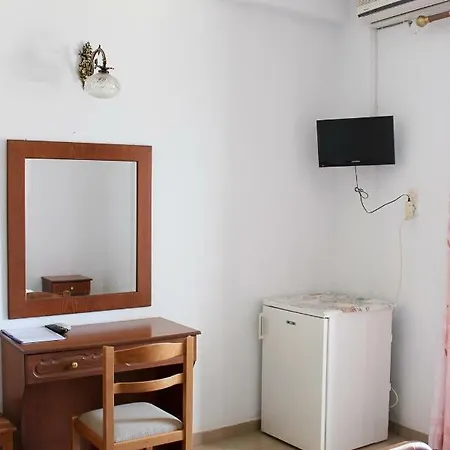 Pantelis Inn